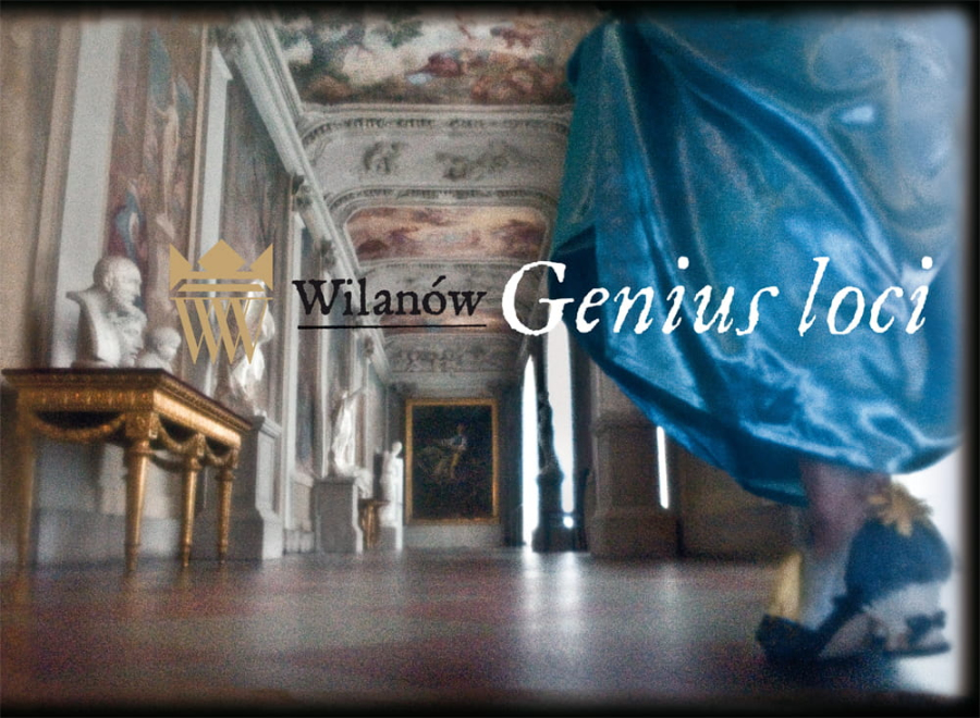 Okładka do publikacji "Tomek Sikora. Wilanów. Genius Loci - wersja polska". Jest to kolorowa fotografia wspóczesna z ujęciem na wnetrze pałacu wilanowskiego. 