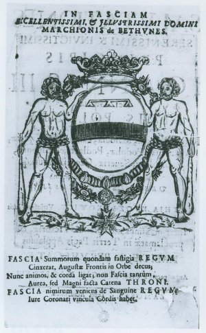 Kserokopia ryciny z herbem podtrzymywanym przez dwóch półnagich mężczyzn. Jest to Herb Marii Ludwiki de Béthune.